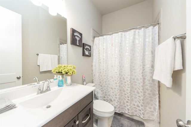 8719 Fox Trail Drive, Missouri City, TX 77459