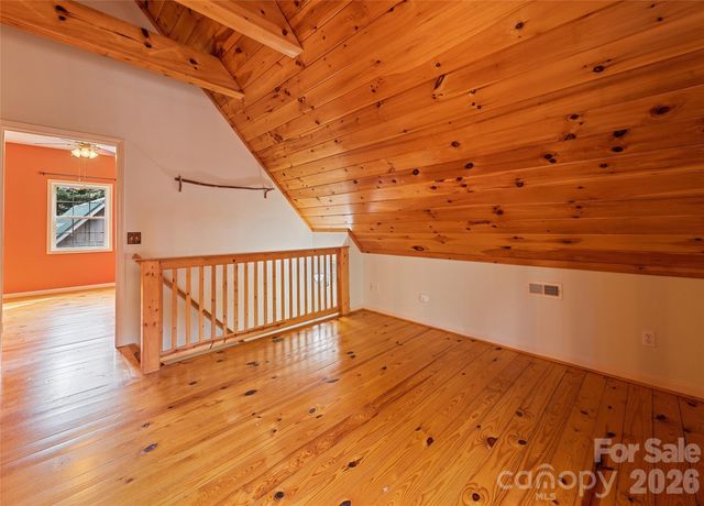 41 Trapper Lane, Waynesville, NC 28785