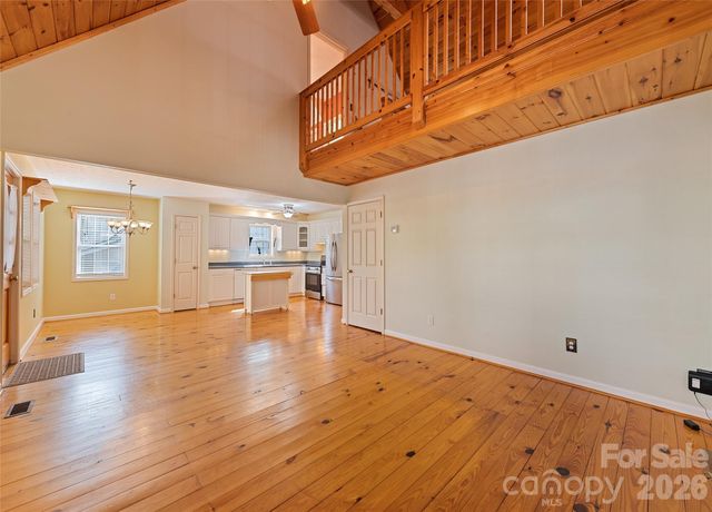 41 Trapper Lane, Waynesville, NC 28785