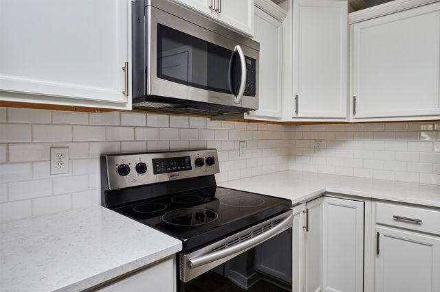 916 NE 57th Lane, Ankeny, IA 50021