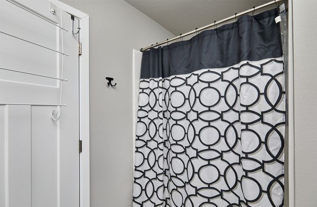 916 NE 57th Lane, Ankeny, IA 50021