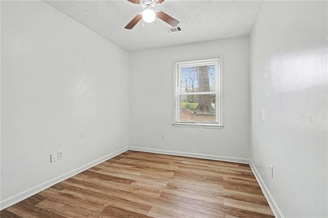 400 Hemlock Dr., Lawrenceville, GA 30046