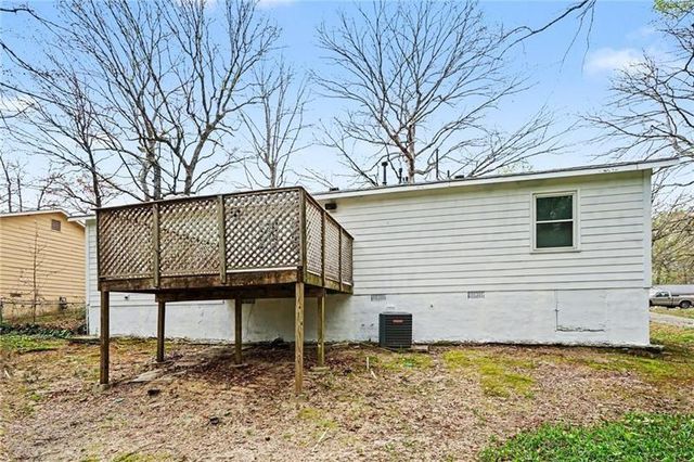400 Hemlock Dr., Lawrenceville, GA 30046