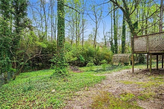 400 Hemlock Dr., Lawrenceville, GA 30046