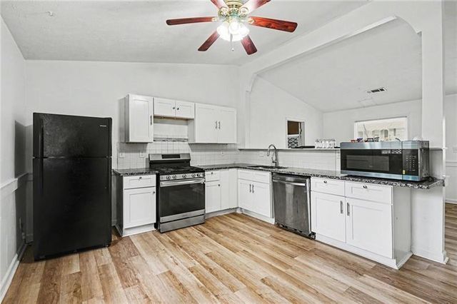 400 Hemlock Dr., Lawrenceville, GA 30046