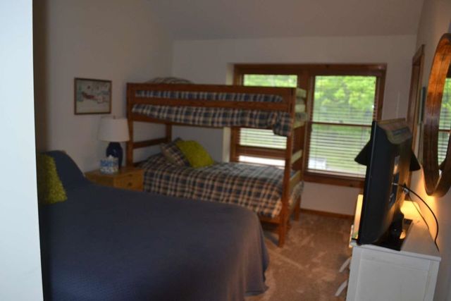 4B Newfane Cir, Dover, VT 05356