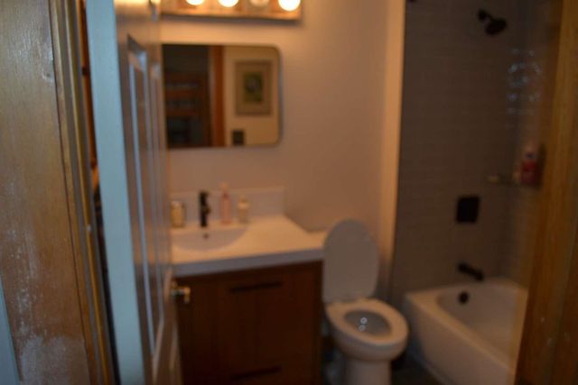 4B Newfane Cir, Dover, VT 05356