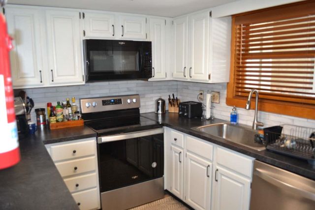 4B Newfane Cir, Dover, VT 05356