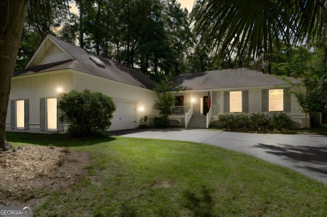 214 Montauk Lane, Richmond Hill, GA 31324