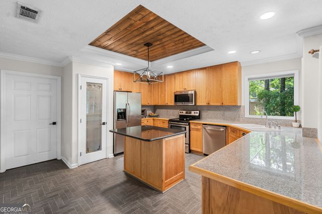 214 Montauk Lane, Richmond Hill, GA 31324