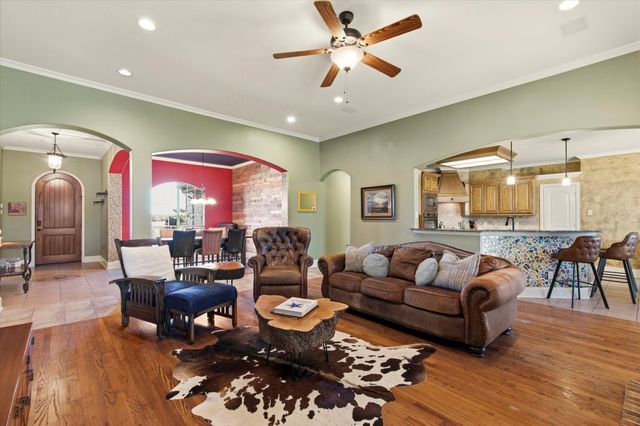 7710 Fall Creek Road, Terrell, TX 75160