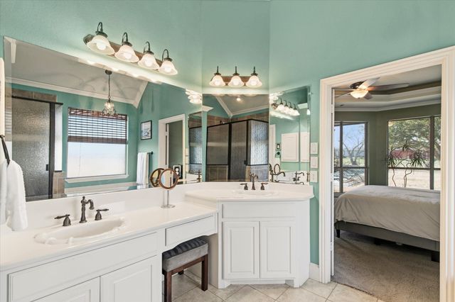 7710 Fall Creek Road, Terrell, TX 75160