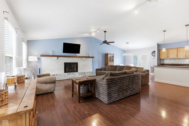 11715 Rush Drive, Fishers, IN 46038