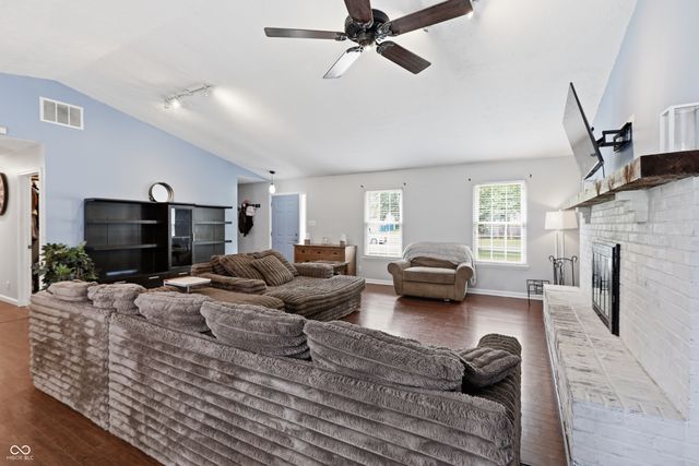 11715 Rush Drive, Fishers, IN 46038