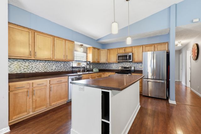 11715 Rush Drive, Fishers, IN 46038