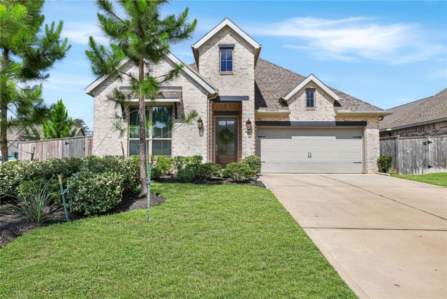 452 Texoma Plains Drive, Conroe, TX 77384