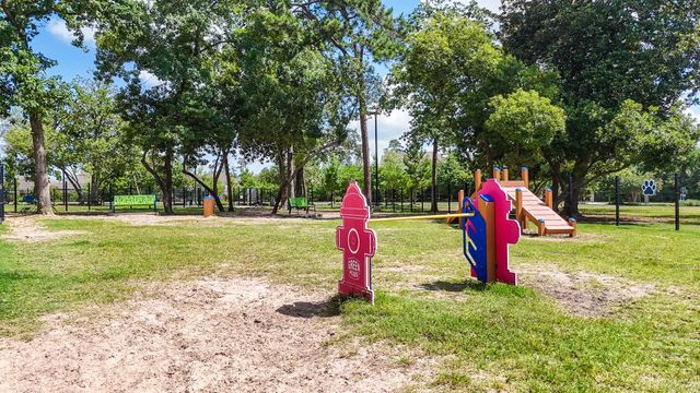 452 Texoma Plains Drive, Conroe, TX 77384