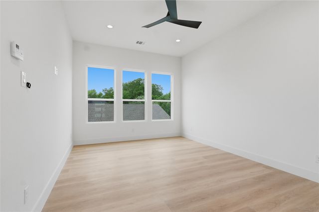 3031 Valentine Street, Dallas, TX 75215