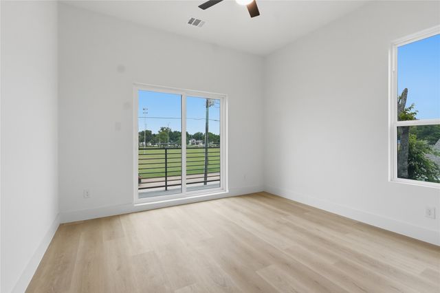 3031 Valentine Street, Dallas, TX 75215