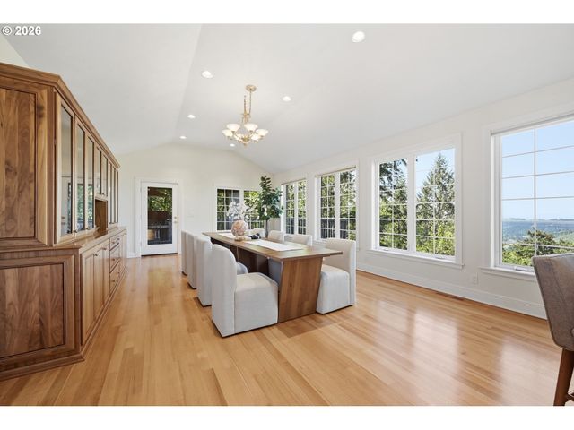 31613 PRUETT Rd, Eugene, OR 97405