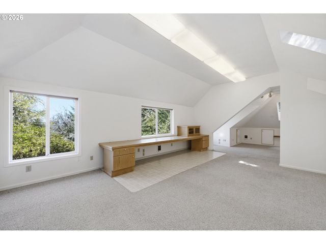 31613 PRUETT Rd, Eugene, OR 97405