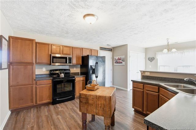 2212 Sir Michael Drive, Hope Mills, NC 28348