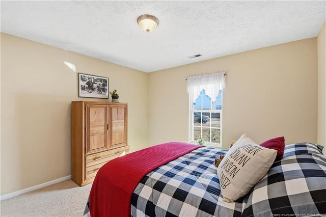 2212 Sir Michael Drive, Hope Mills, NC 28348