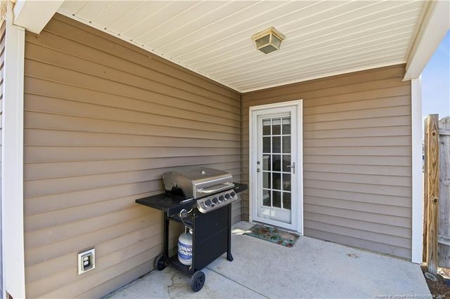 2212 Sir Michael Drive, Hope Mills, NC 28348