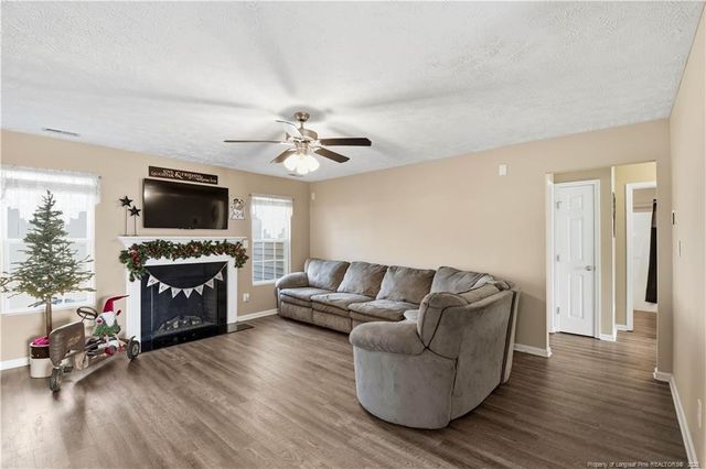 2212 Sir Michael Drive, Hope Mills, NC 28348