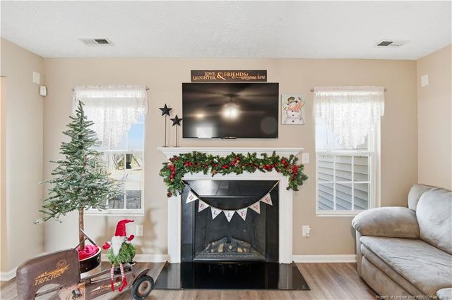 2212 Sir Michael Drive, Hope Mills, NC 28348