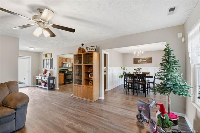 2212 Sir Michael Drive, Hope Mills, NC 28348