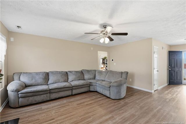 2212 Sir Michael Drive, Hope Mills, NC 28348