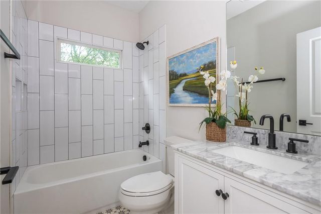 940 Longley Avenue NW, Atlanta, GA 30318