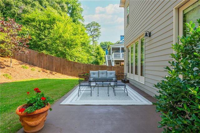 940 Longley Avenue NW, Atlanta, GA 30318