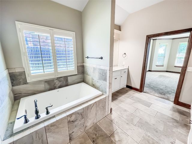 2010 Lakewood, Seminole, OK 74868