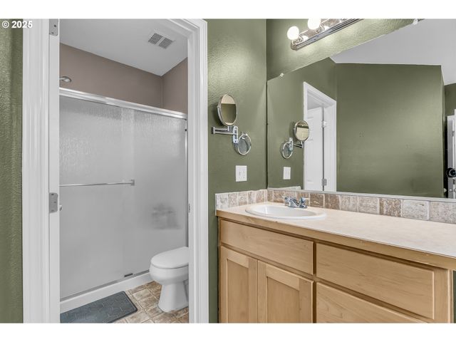 35419 HELENS Way, St Helens, OR 97051