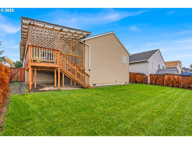 35419 HELENS Way, St Helens, OR 97051