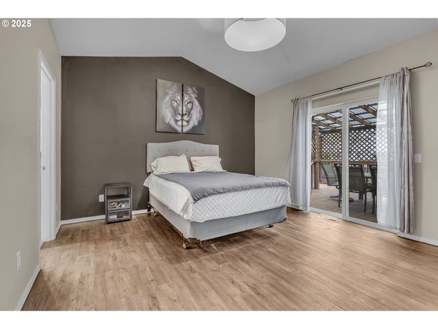 35419 HELENS Way, St Helens, OR 97051