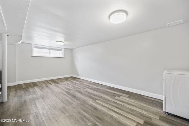 20 Dartmouth Drive, Hazlet, NJ 07730