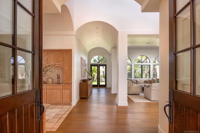 18044 Loma Alegre, Rancho Santa Fe, CA 92067