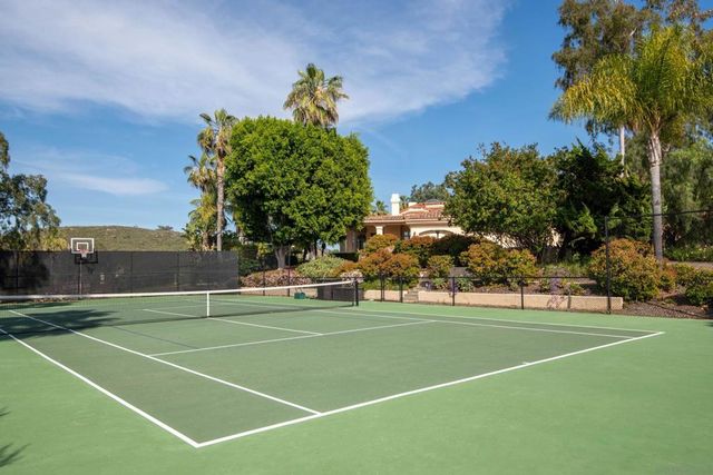 18044 Loma Alegre, Rancho Santa Fe, CA 92067