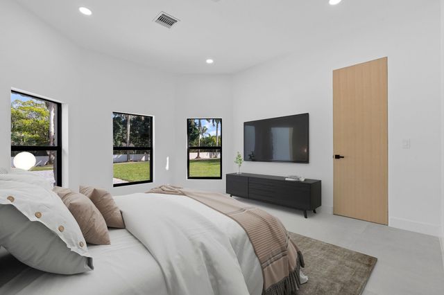 6451 Rodeo Drive, Southwest Ranches, FL 33330