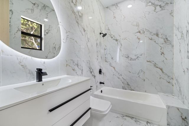 6451 Rodeo Drive, Southwest Ranches, FL 33330