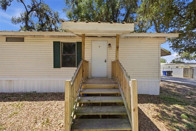 11410 THOMAS ROAD, Seffner, FL 33584