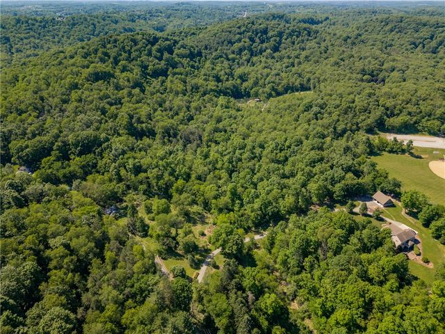 4201 Bulltown Rd, Murrysville, PA 15668