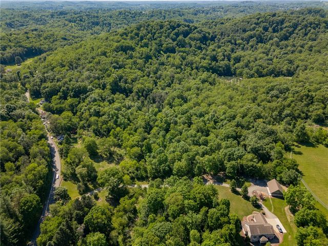 4201 Bulltown Rd, Murrysville, PA 15668