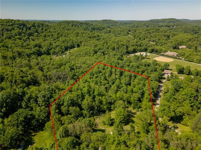 4201 Bulltown Rd, Murrysville, PA 15668