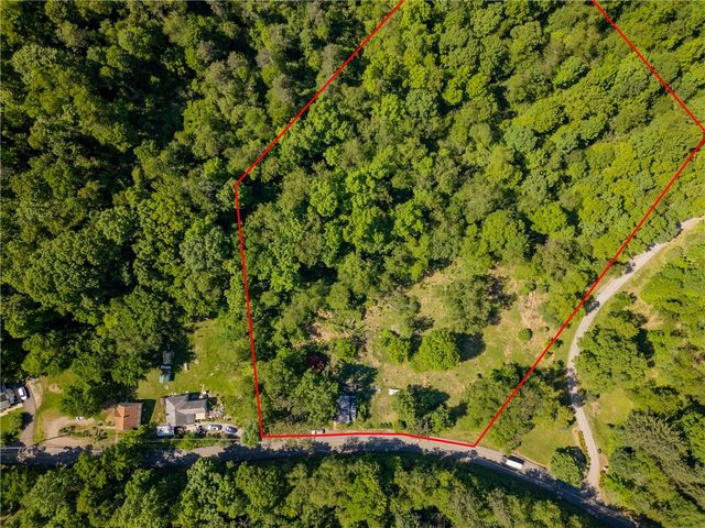 4201 Bulltown Rd, Murrysville, PA 15668