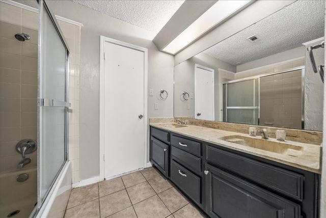 1909 Cloisters Drive 1021, Arlington, TX 76011