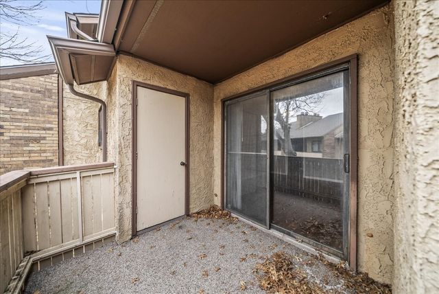 1909 Cloisters Drive 1021, Arlington, TX 76011